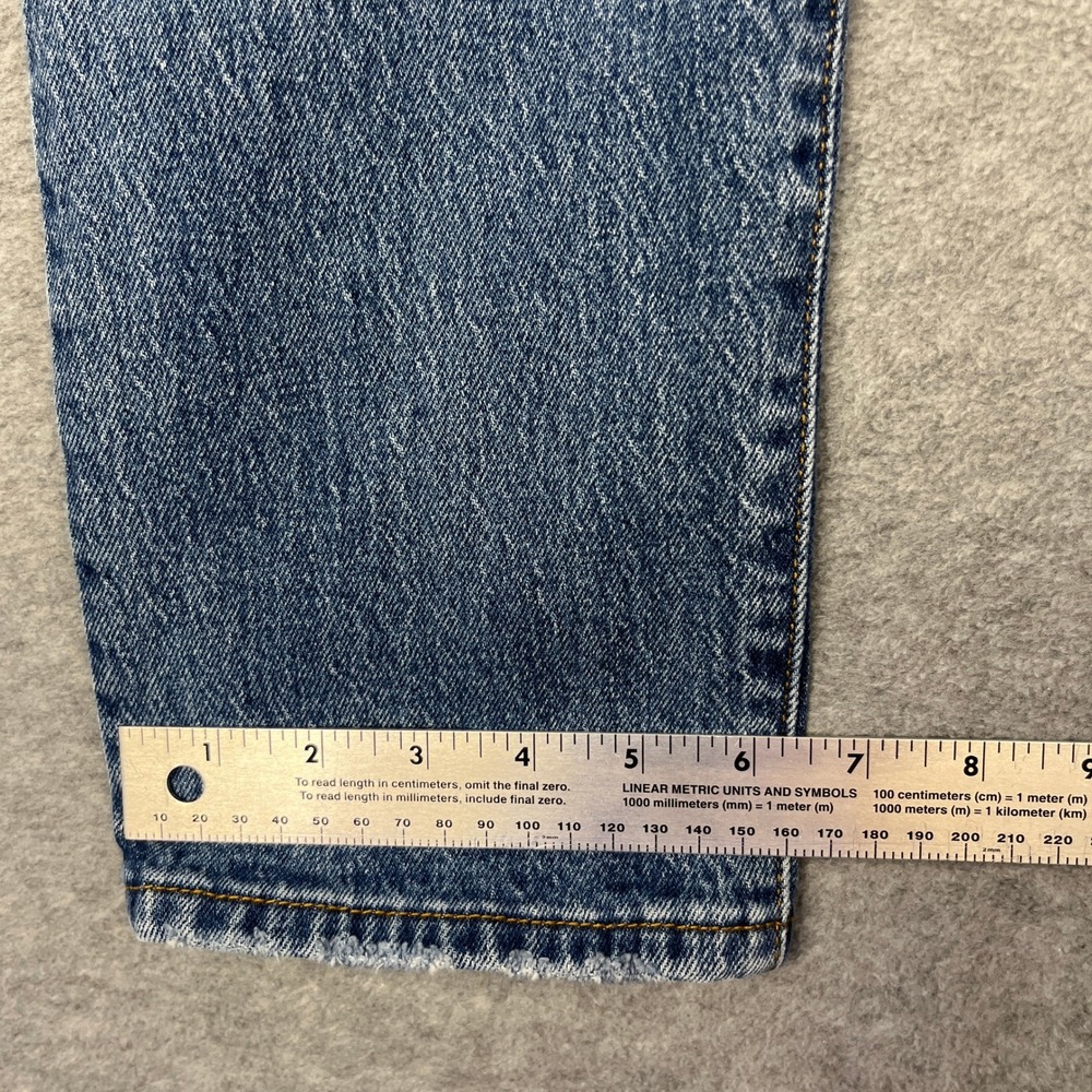Levi Jeans Womens 25x30 Blue 501 Straight Leg Button Fly Denim Medium Wash - Picture 12 of 13